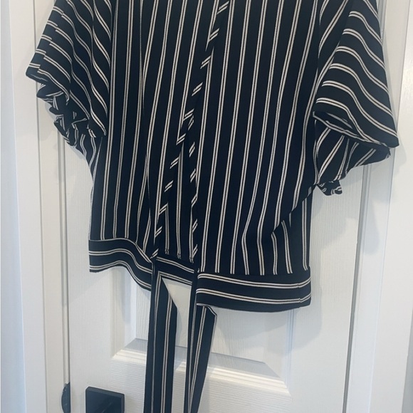 Women’s black and white dress top open back going out top Size S - Picture 4 of 5